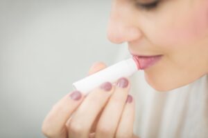 リップアートのダウンタイムはどのくらい必要ですか？