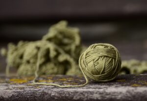 糸リフト後のダウンタイム中に気をつけるべき腫れの対処法は？
