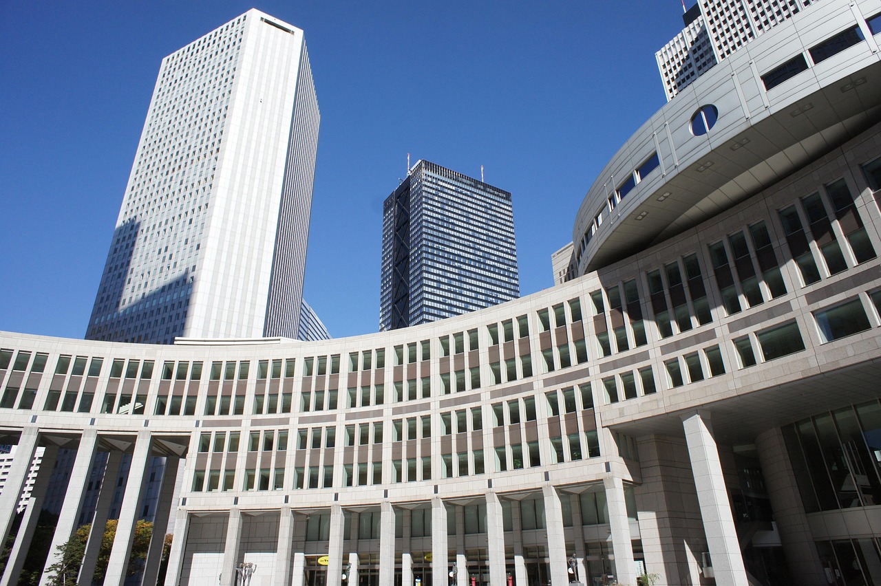 切らない整形でダウンタイムが少ない施術は何ですか？